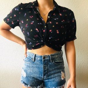Black Flower Printed Crop